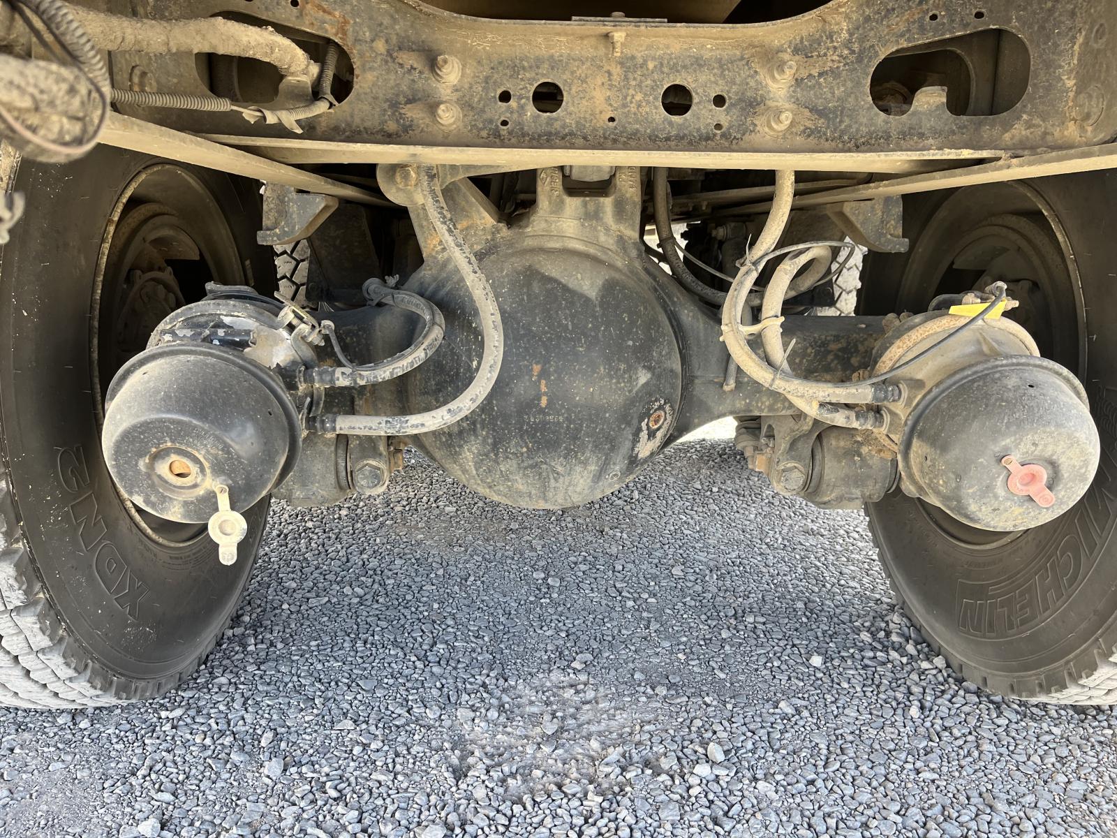 ./imagenes/INVOICE/2019/17406/CAMION PLATAFORMA INTERNATIONAL 7400 (15).JPG